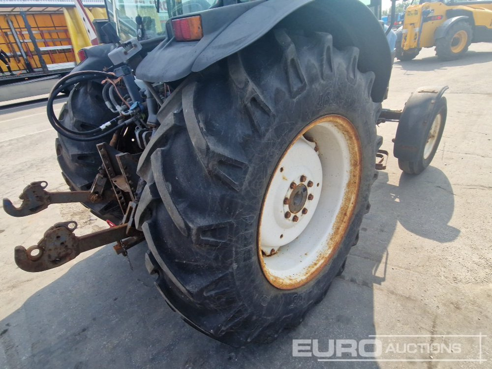 Trator New Holland TN65D: foto 11 Trator New Holland TN65D: foto 11