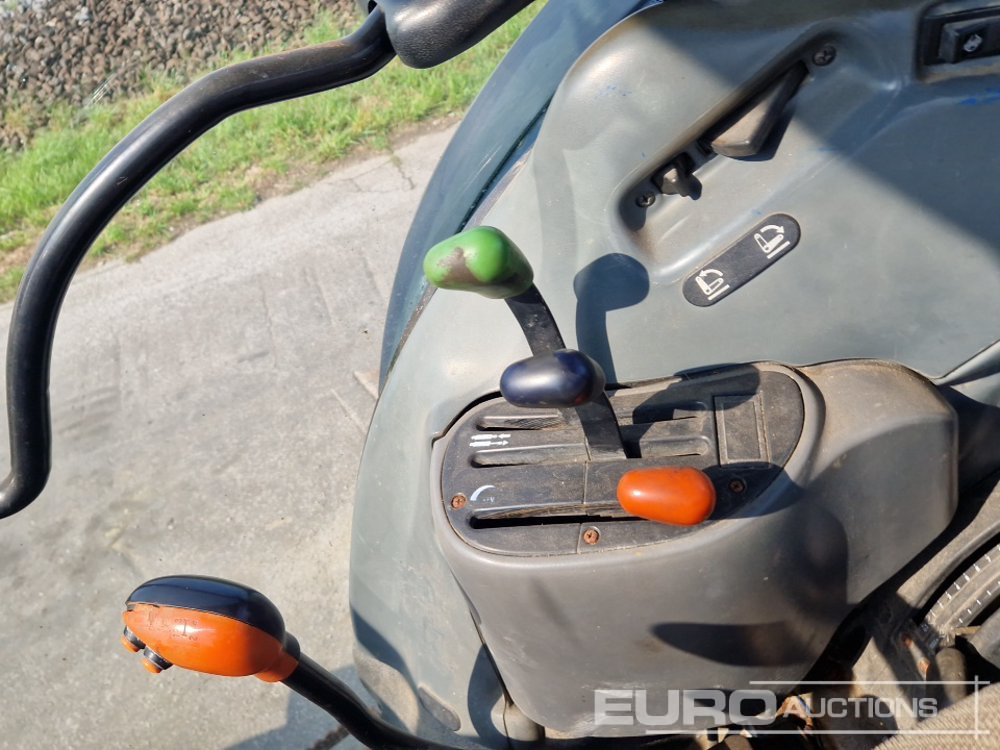 Trator New Holland TN65D: foto 20 Trator New Holland TN65D: foto 20