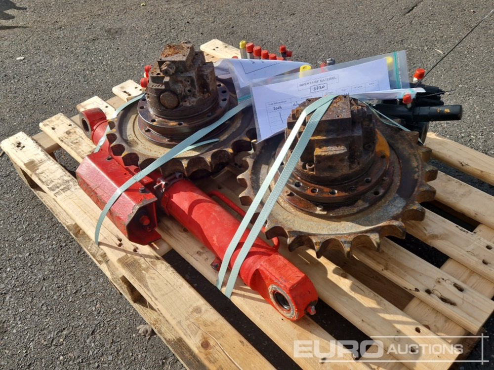 Spare Parts, Final Drive (2 of) Hydraulic Pump, Hydraulic Block, Cylinder to suit Volvo ECR25D - Peça de reposição para Escavadeira: foto 3 Spare Parts, Final Drive (2 of) Hydraulic Pump, Hydraulic Block, Cylinder to suit Volvo ECR25D - Peça de reposição para Escavadeira: foto 3