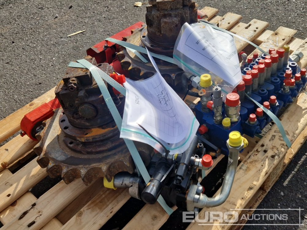 Spare Parts, Final Drive (2 of) Hydraulic Pump, Hydraulic Block, Cylinder to suit Volvo ECR25D - Peça de reposição para Escavadeira: foto 4 Spare Parts, Final Drive (2 of) Hydraulic Pump, Hydraulic Block, Cylinder to suit Volvo ECR25D - Peça de reposição para Escavadeira: foto 4