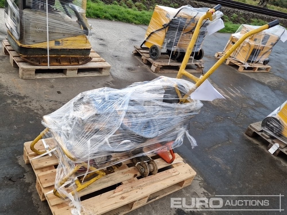 ROWRENCH P4 RKS Unirversal Petrol Powered Wrench, AX25 Concrete Poker (2 of), Husqvarna K770 Quick Cut Saw - Equipamento de betão: foto 1 ROWRENCH P4 RKS Unirversal Petrol Powered Wrench, AX25 Concrete Poker (2 of), Husqvarna K770 Quick Cut Saw - Equipamento de betão: foto 1