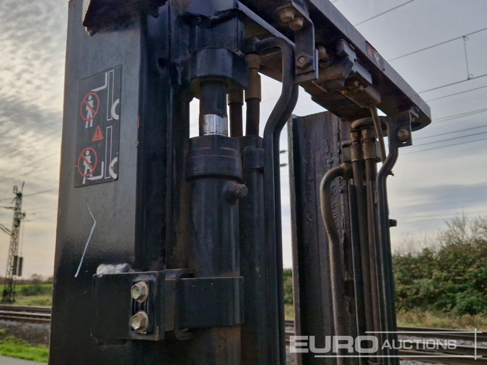 Empilhador Toyota 7FBMF25: foto 17