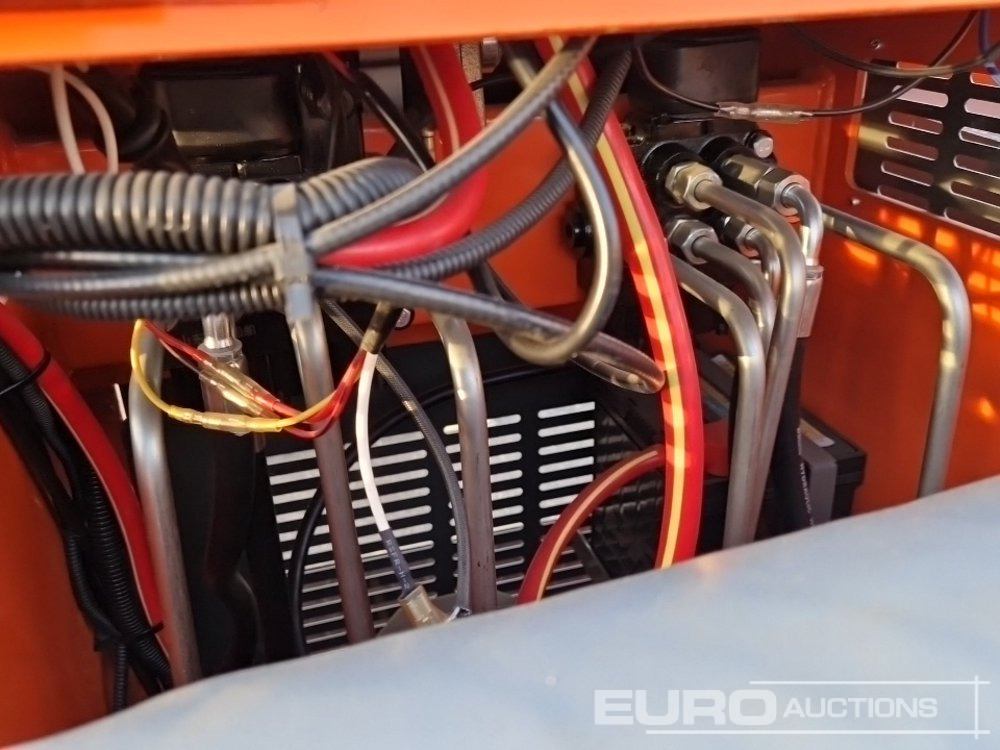 Mini pá carregadora Unused 2024 SABSV HRC700: foto 15 Mini pá carregadora Unused 2024 SABSV HRC700: foto 15