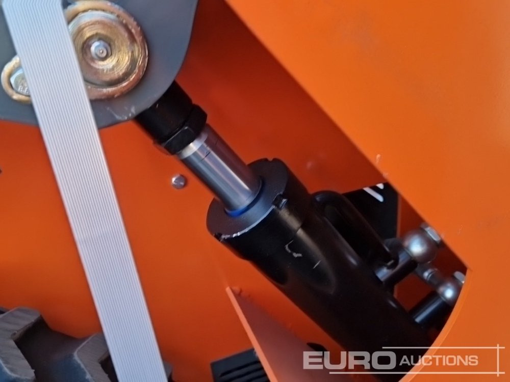 Mini pá carregadora Unused 2024 SABSV HRC700: foto 14 Mini pá carregadora Unused 2024 SABSV HRC700: foto 14