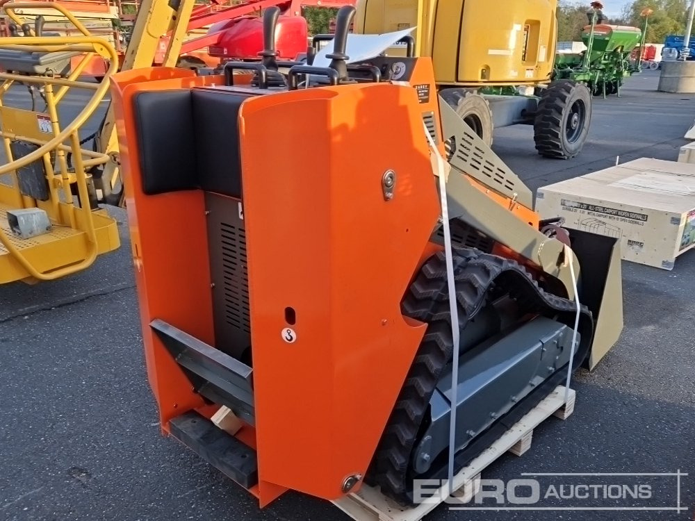 Unused 2024 SABSV HRC700 - Mini pá carregadora: foto 4 Unused 2024 SABSV HRC700 - Mini pá carregadora: foto 4