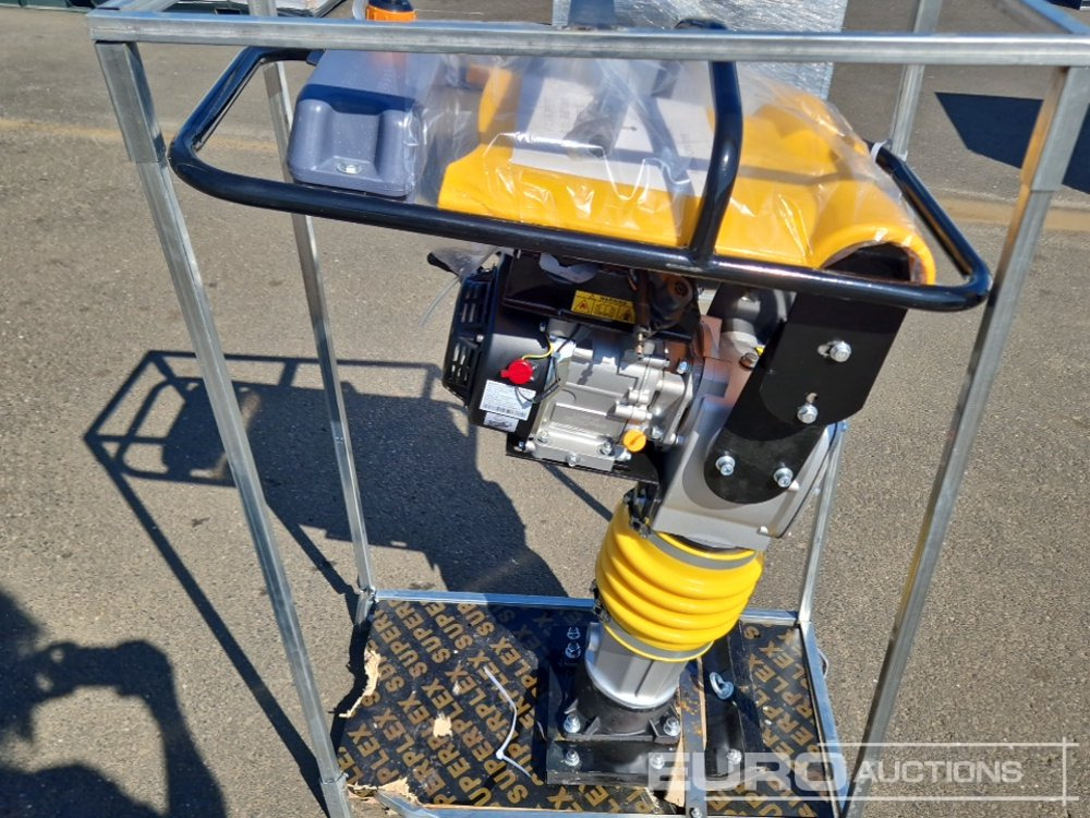 Unused Locin HCR90L - Máquina de asfalto: foto 2 Unused Locin HCR90L - Máquina de asfalto: foto 2