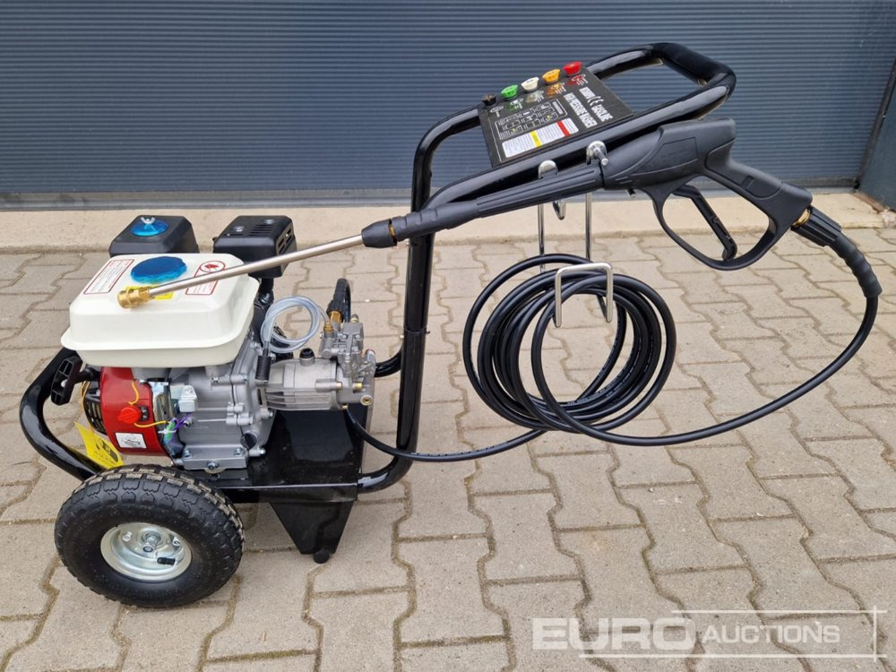 Unused MAXWIN MT3500PSI Petrol Power Washer, 240Bar, 6.5HP - Equipamento de construção: foto 3 Unused MAXWIN MT3500PSI Petrol Power Washer, 240Bar, 6.5HP - Equipamento de construção: foto 3