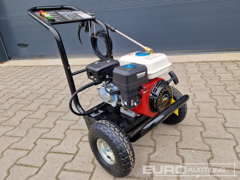 Unused MAXWIN MT3500PSI Petrol Power Washer, 240Bar, 6.5HP - Equipamento de construção: foto 2 Unused MAXWIN MT3500PSI Petrol Power Washer, 240Bar, 6.5HP - Equipamento de construção: foto 2