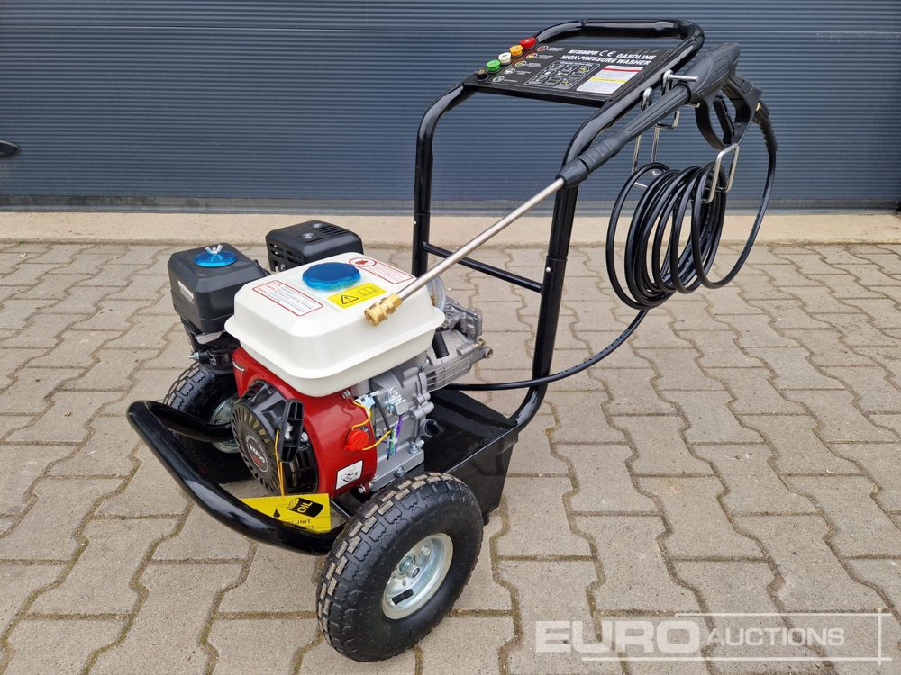 Unused MAXWIN MT3500PSI Petrol Power Washer, 240Bar, 6.5HP - Equipamento de construção: foto 1 Unused MAXWIN MT3500PSI Petrol Power Washer, 240Bar, 6.5HP - Equipamento de construção: foto 1
