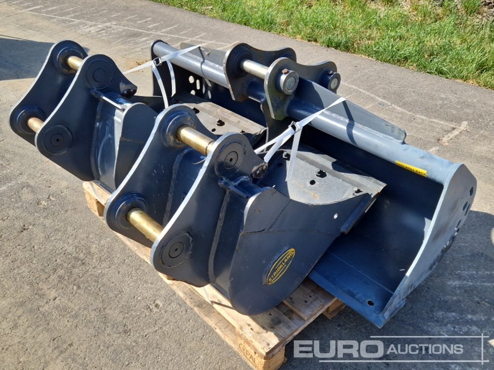 Unused Strickland 60" Ditching, 24", 18" Digging Buckets, 45mm Pin to suit Doosan DX55/60 (3 of) - Balde: foto 1 Unused Strickland 60" Ditching, 24", 18" Digging Buckets, 45mm Pin to suit Doosan DX55/60 (3 of) - Balde: foto 1