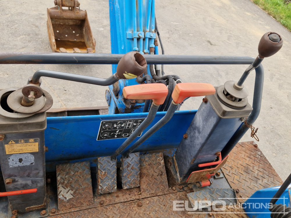 Mini escavadeira Yanmar B22: foto 28
