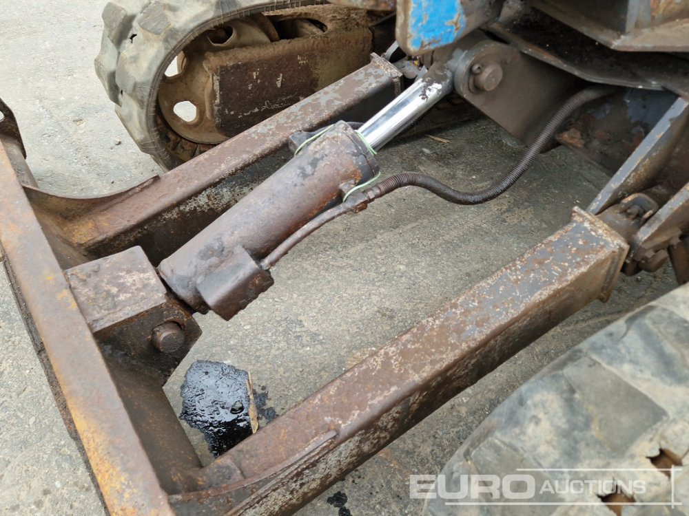 Mini escavadeira Yanmar B22: foto 26