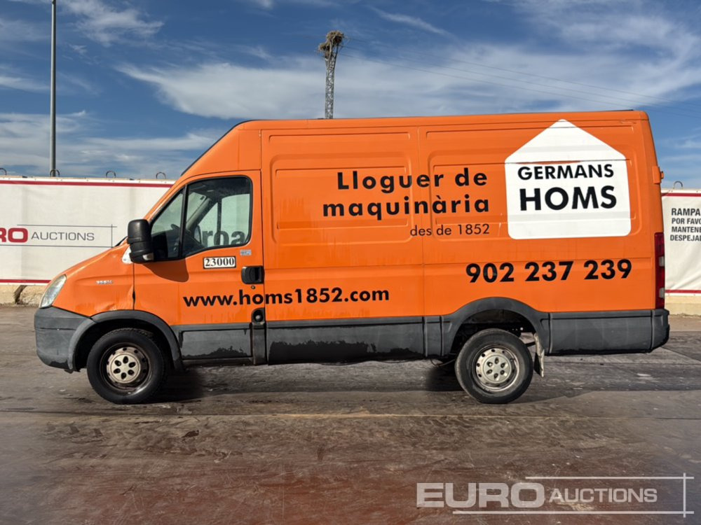 2010 Iveco Daily 35 S14 - Furgão: foto 2 2010 Iveco Daily 35 S14 - Furgão: foto 2
