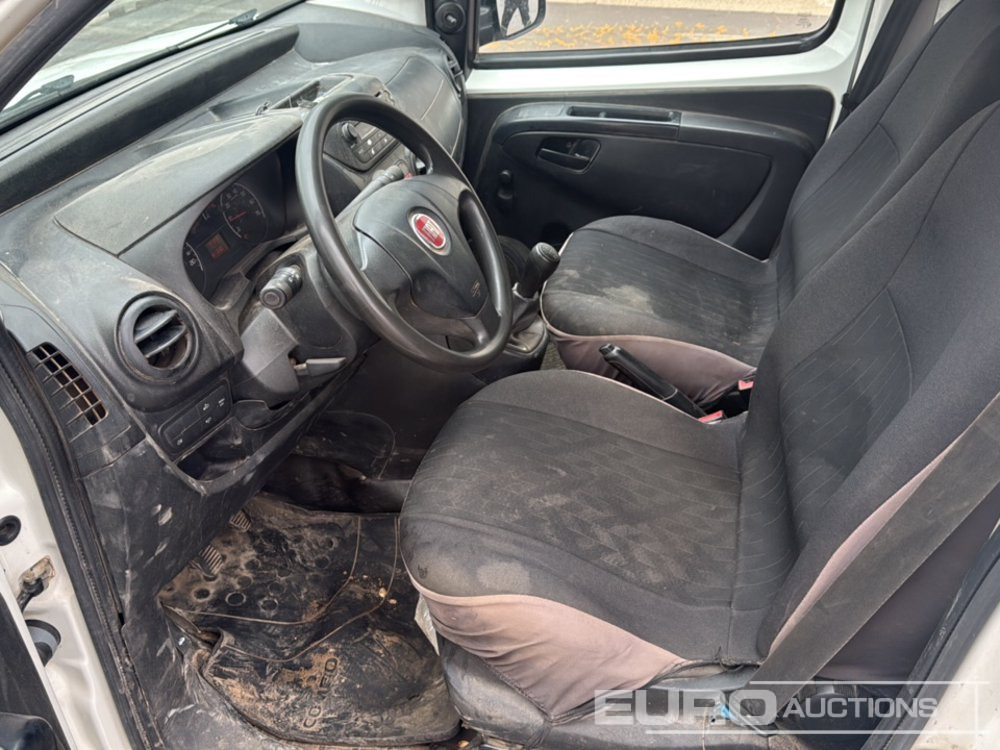 Furgão compacto 2014 Fiat Fiorino: foto 16