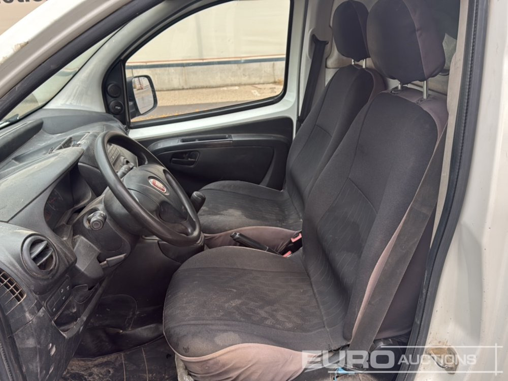 Furgão compacto 2014 Fiat Fiorino: foto 17