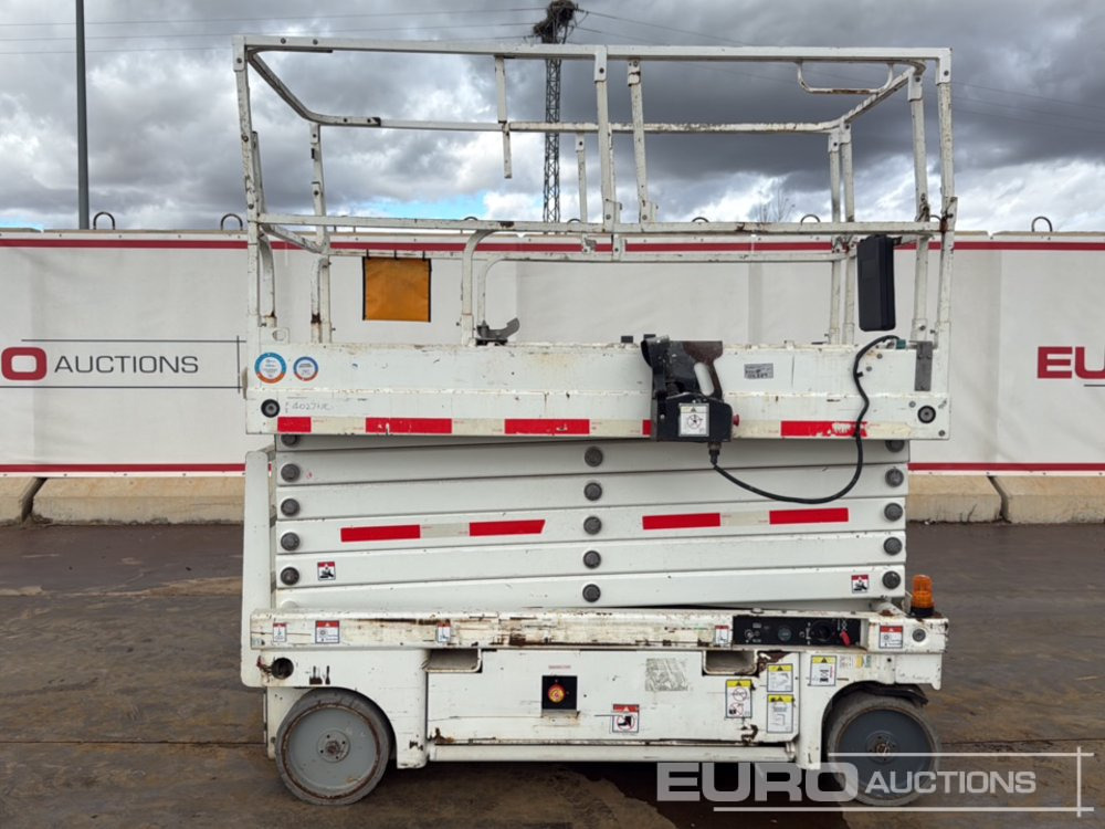 2014 Haulotte Compact 14 - Plataforma aérea: foto 2 2014 Haulotte Compact 14 - Plataforma aérea: foto 2
