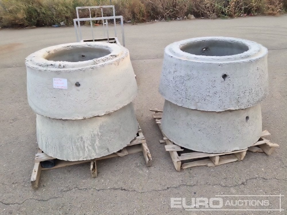 Concrete Tubes (4 of) - Equipamento de construção: foto 2 Concrete Tubes (4 of) - Equipamento de construção: foto 2