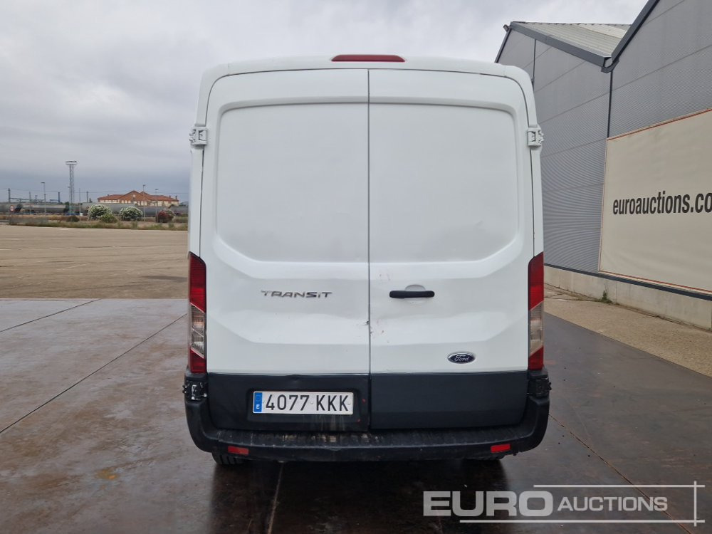 Ford Transit - Furgão: foto 4 Ford Transit - Furgão: foto 4