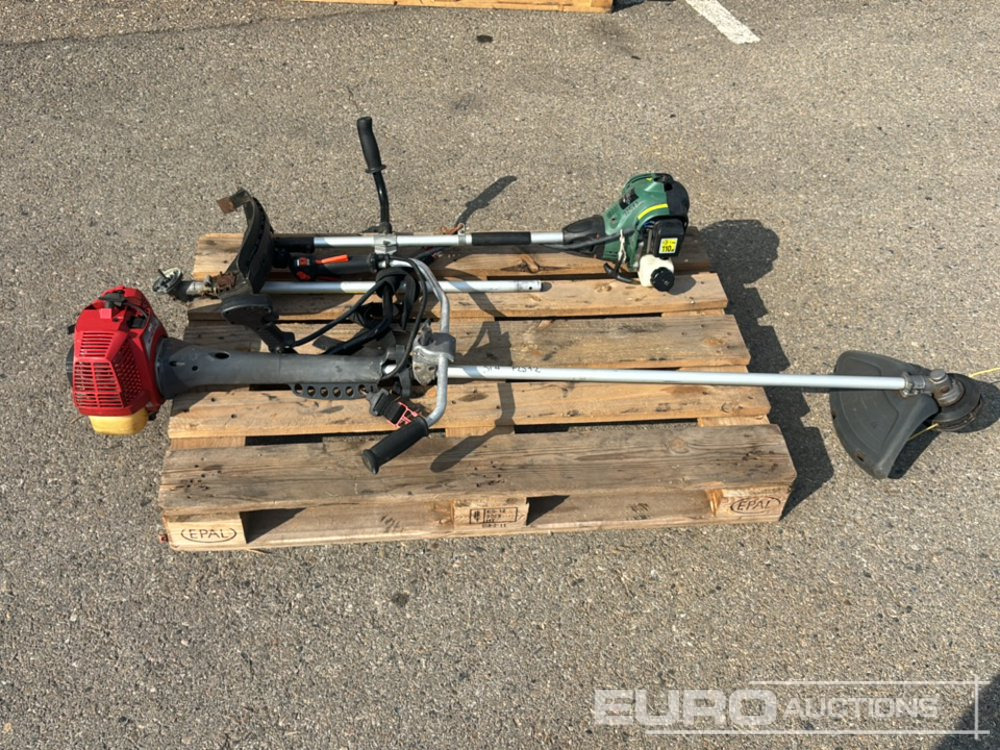 Equipamento de construção Gasoline Brush Cutter (2 of) / Desbrozadora a Gasolina: foto 6