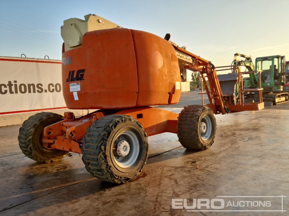 JLG 4x4 Articulating Boom Lift, 15.7 Working Height, 230kg Platform Capacity - Plataforma aérea: foto 1 JLG 4x4 Articulating Boom Lift, 15.7 Working Height, 230kg Platform Capacity - Plataforma aérea: foto 1