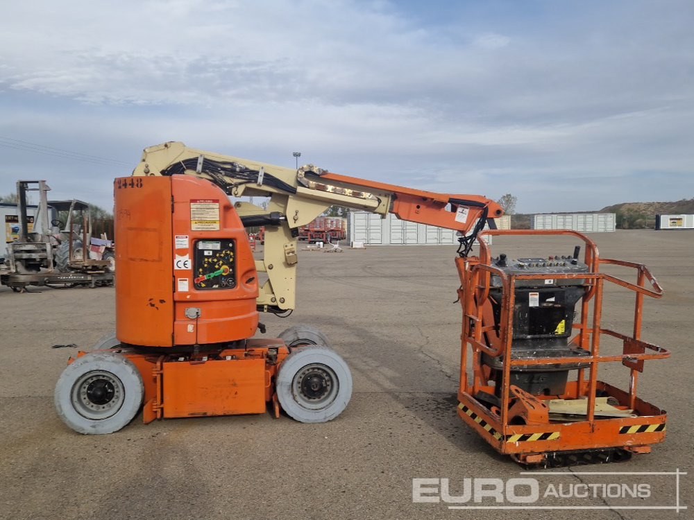 JLG E300AJP - Plataforma articulada: foto 2 JLG E300AJP - Plataforma articulada: foto 2