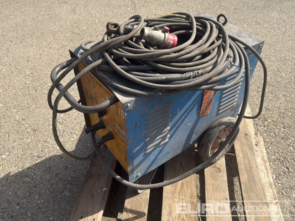 Mig Welding Machine 220-230 Volts - Equipamento de construção: foto 2 Mig Welding Machine 220-230 Volts - Equipamento de construção: foto 2