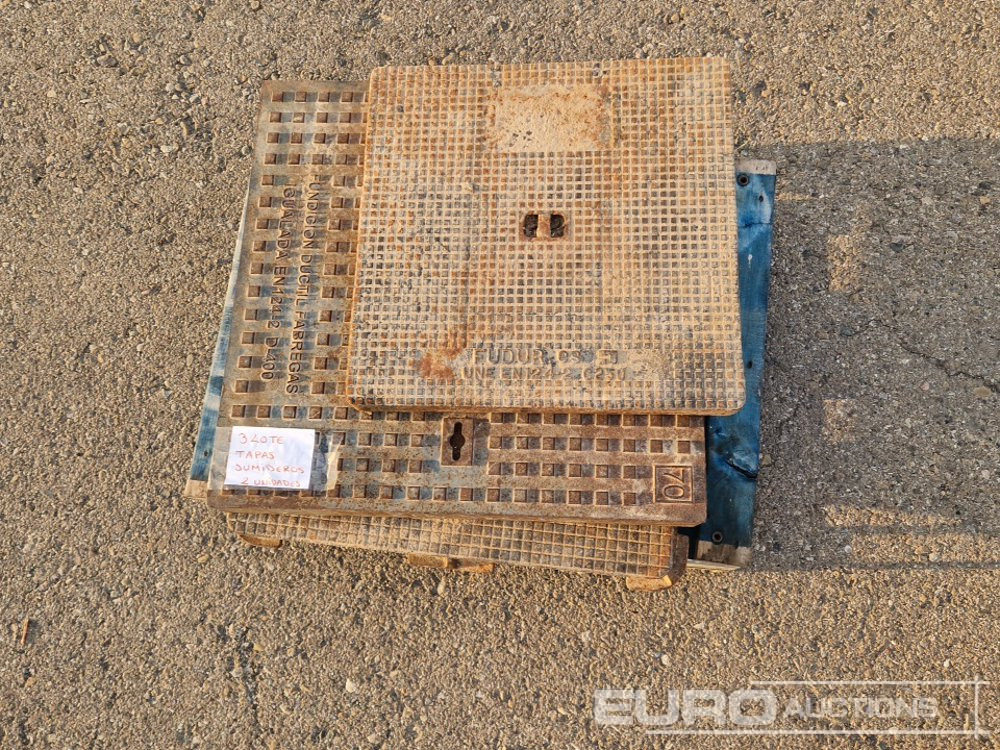 Equipamento de construção Pallet of Manhole Covers (3 of): foto 8