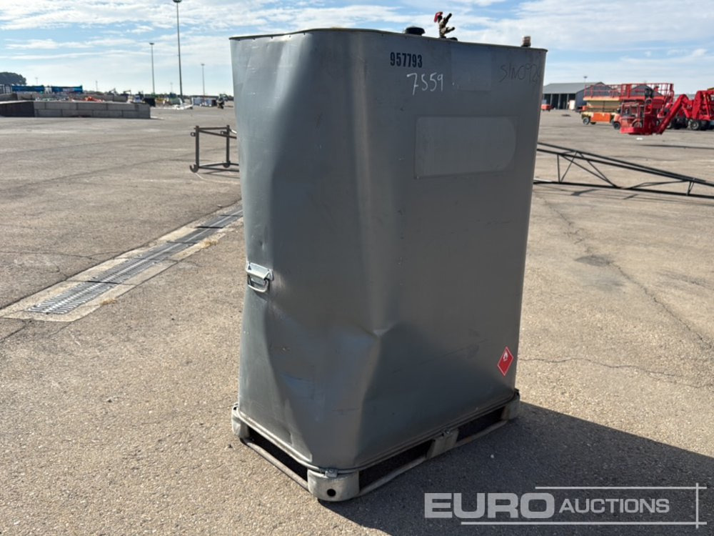 SCHUTZ 1000L Fuel Tank - Equipamento de construção: foto 4 SCHUTZ 1000L Fuel Tank - Equipamento de construção: foto 4