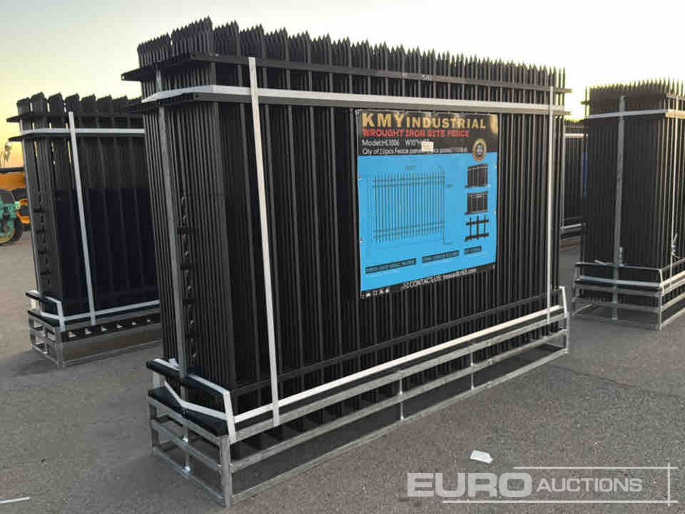 Unused 2025 KMY Industrial Iron Site Fence, Qty (20 of) Fence Panels, (21 of) Posts (W10XH6') Powder Coated Surface - Ferramenta/ Equipamento: foto 1 Unused 2025 KMY Industrial Iron Site Fence, Qty (20 of) Fence Panels, (21 of) Posts (W10XH6') Powder Coated Surface - Ferramenta/ Equipamento: foto 1