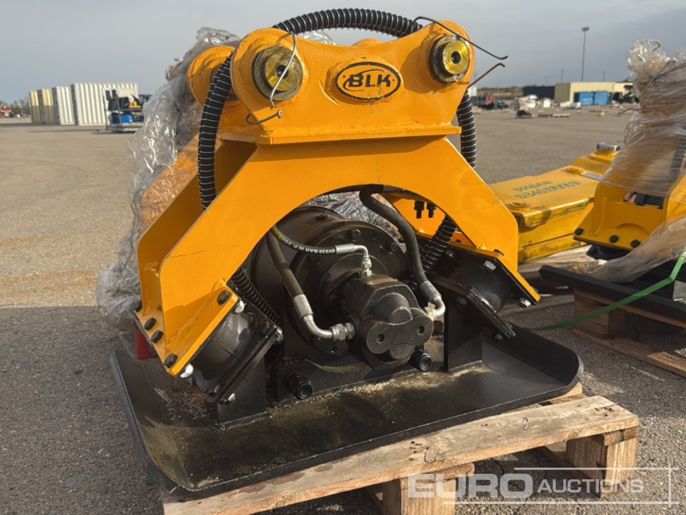 Unused BLK 04 - Martelo hidráulico: foto 1 Unused BLK 04 - Martelo hidráulico: foto 1