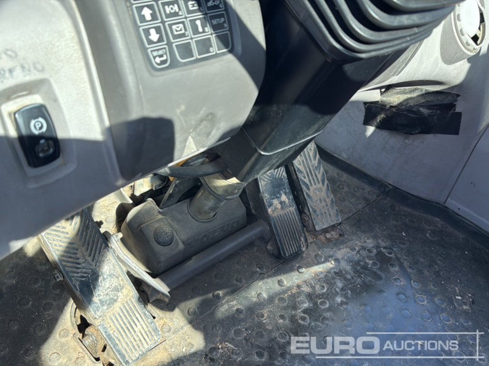 Pá carregadora de rodas Volvo L90F: foto 27
