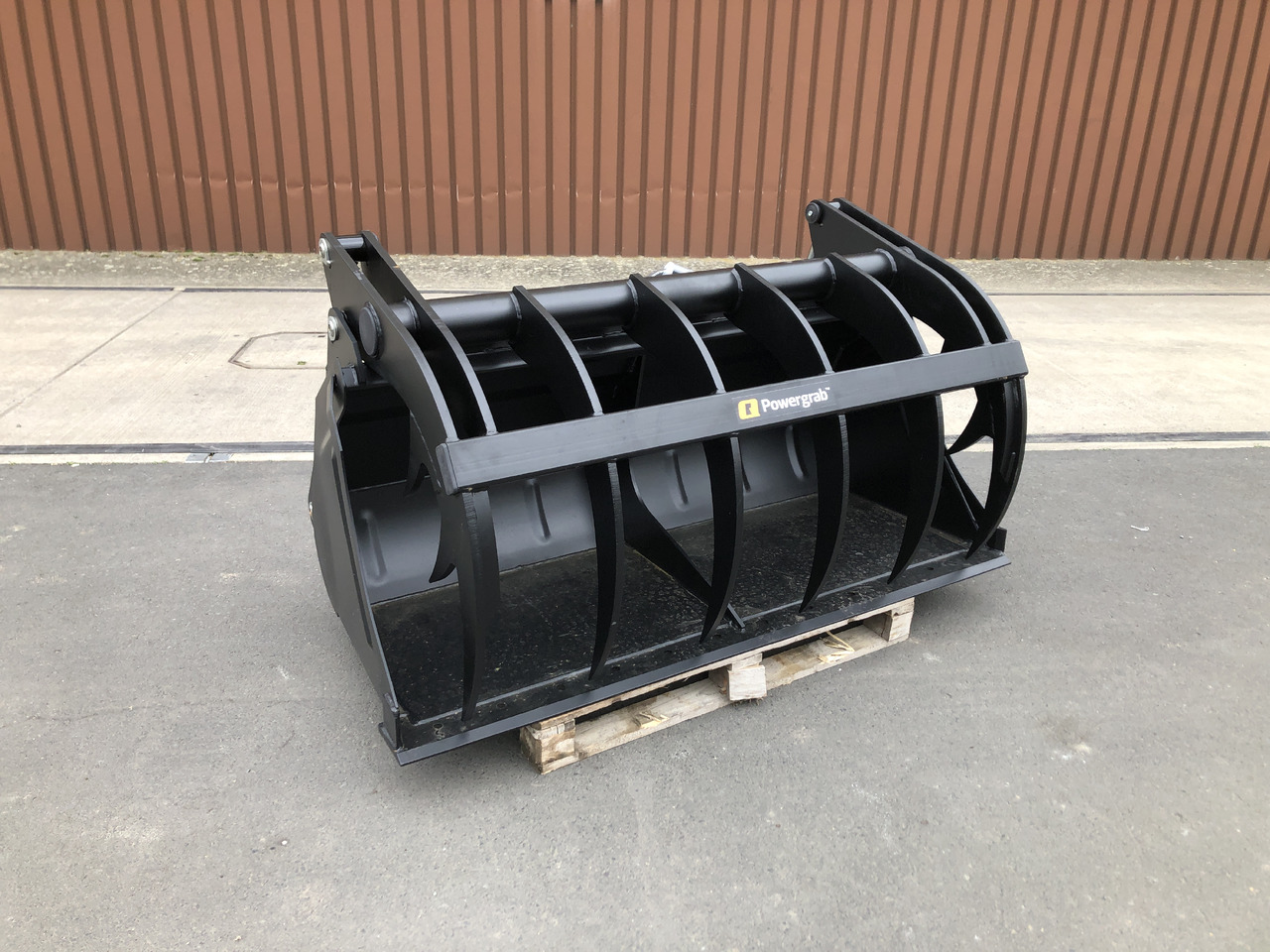Alö Powergrab S 185 EURO - Carregador frontal para o trator: foto 1 Alö Powergrab S 185 EURO - Carregador frontal para o trator: foto 1