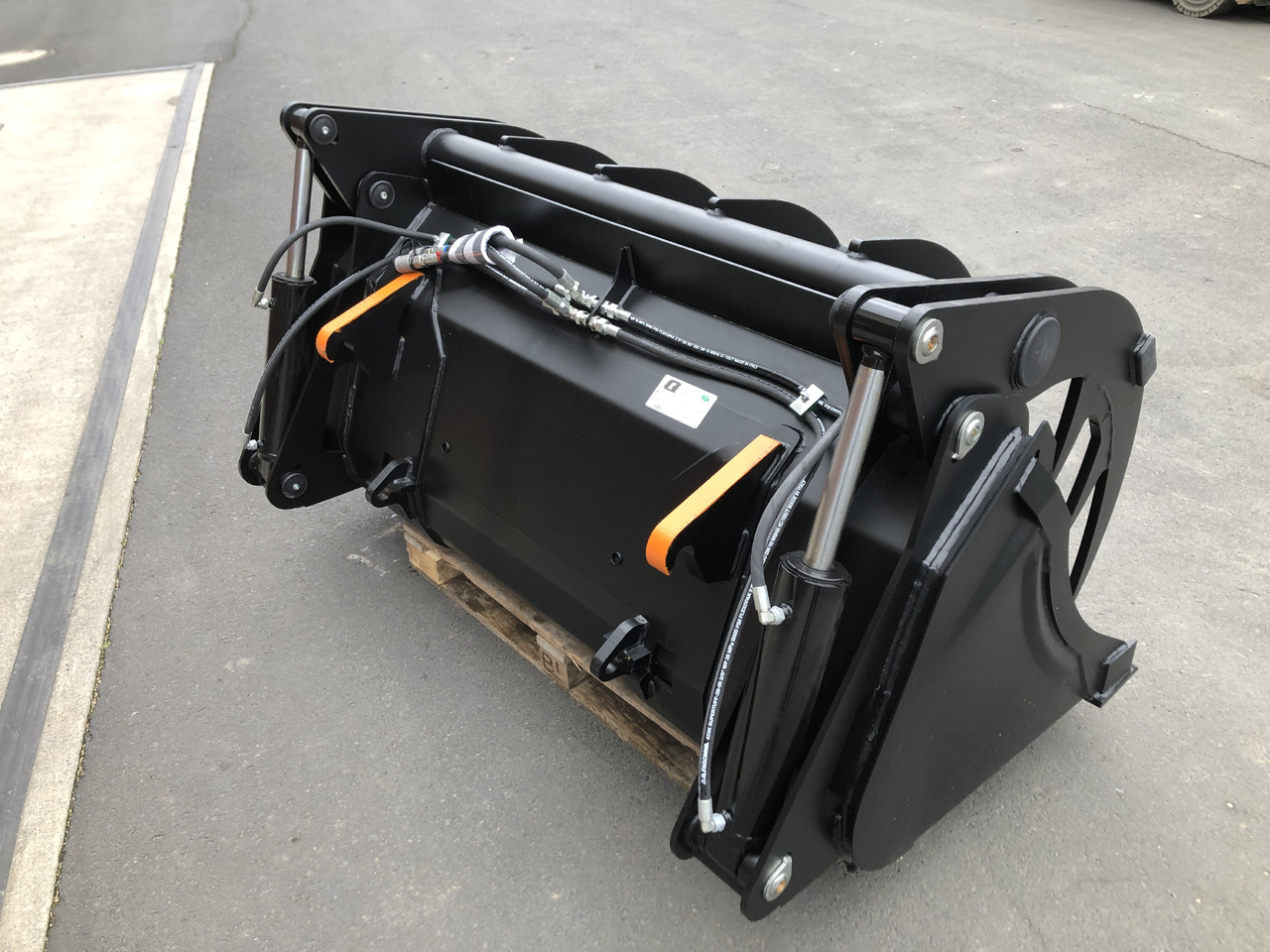 Alö Powergrab S 185 EURO - Carregador frontal para o trator: foto 2 Alö Powergrab S 185 EURO - Carregador frontal para o trator: foto 2