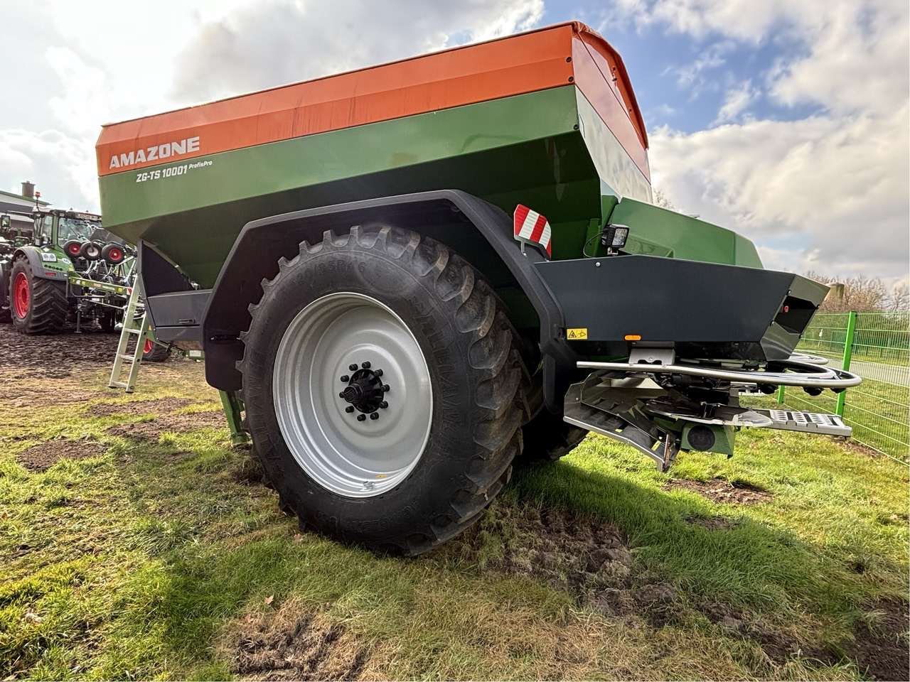 Amazone Anhängestreuer ZG-TS 10001 - Pulverizador agricola: foto 3 Amazone Anhängestreuer ZG-TS 10001 - Pulverizador agricola: foto 3