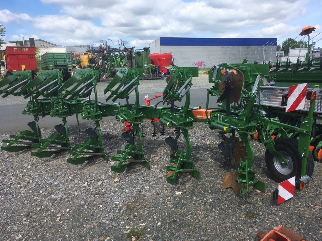 Amazone CAYROS XS PRO 950 VS 6-Schar - Arado: foto 4 Amazone CAYROS XS PRO 950 VS 6-Schar - Arado: foto 4