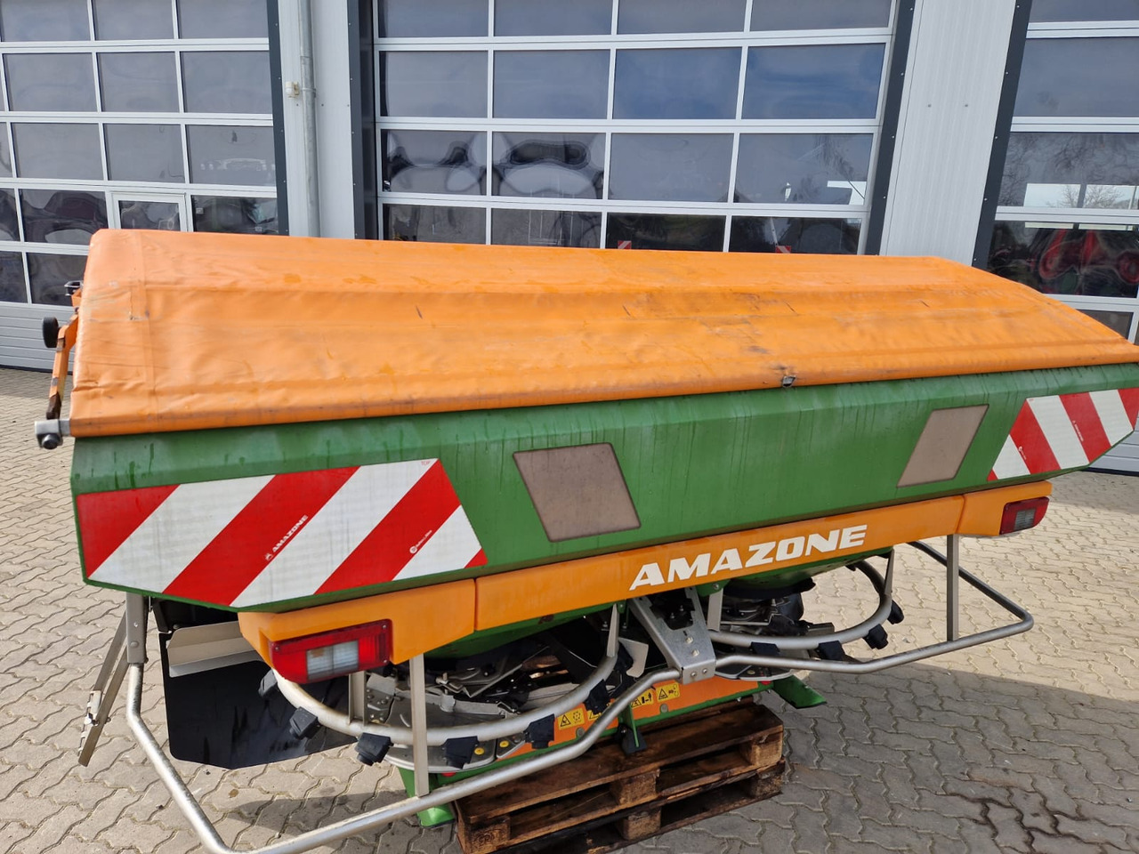 Amazone ZA-TS 2700 Profis Hydro - Distribuidor de fertilizantes: foto 4 Amazone ZA-TS 2700 Profis Hydro - Distribuidor de fertilizantes: foto 4