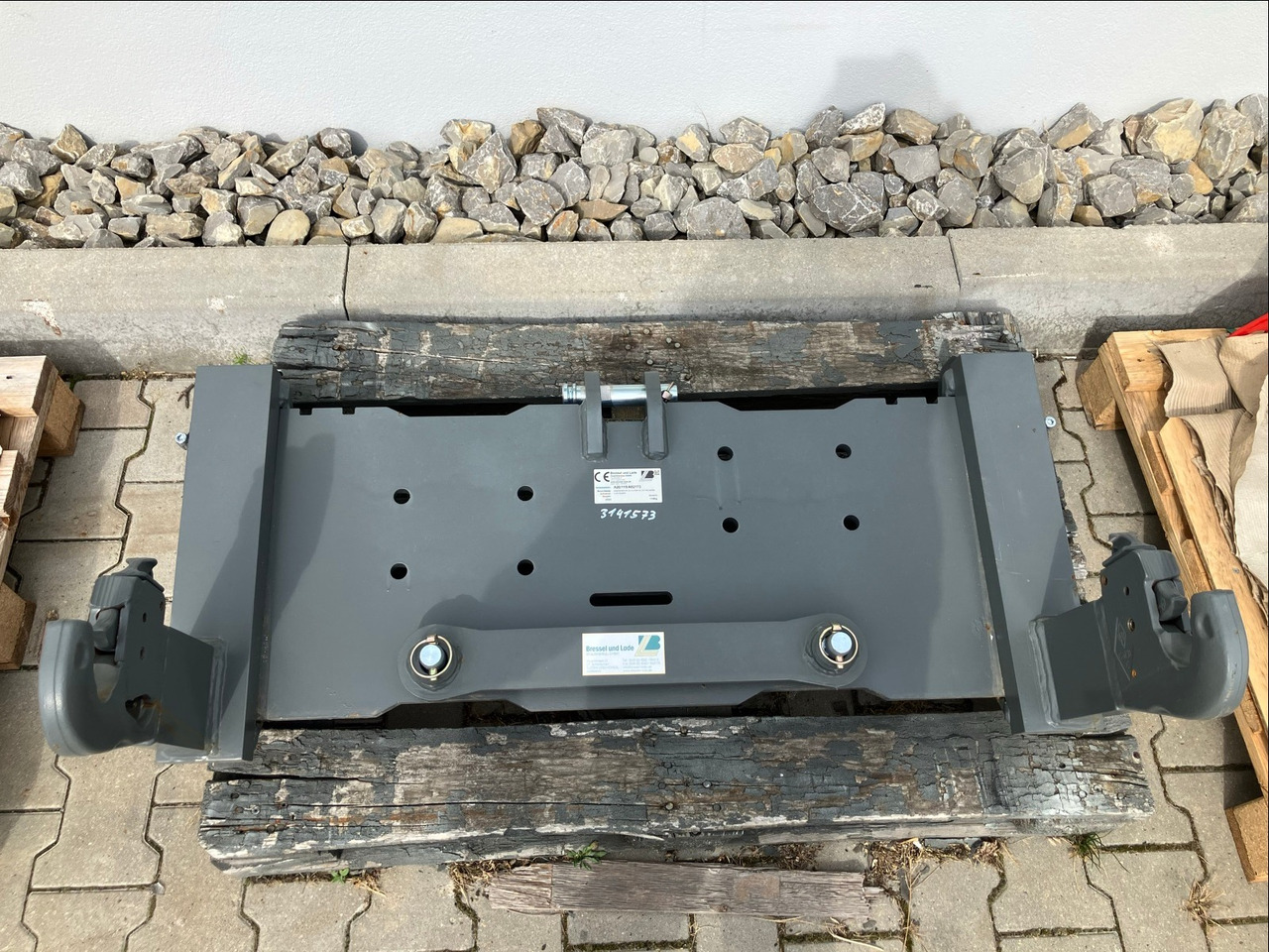 Bressel und Lade Adapterrahmen - Carregador frontal para o trator: foto 1 Bressel und Lade Adapterrahmen - Carregador frontal para o trator: foto 1