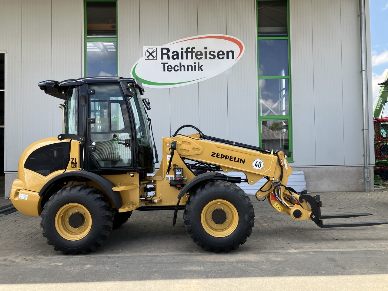 Caterpillar Zeppelin ZL60T - Pá carregadora: foto 1 Caterpillar Zeppelin ZL60T - Pá carregadora: foto 1