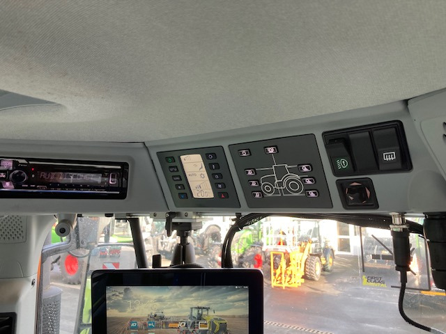 Claas Axion 830 - Trator: foto 5 Claas Axion 830 - Trator: foto 5