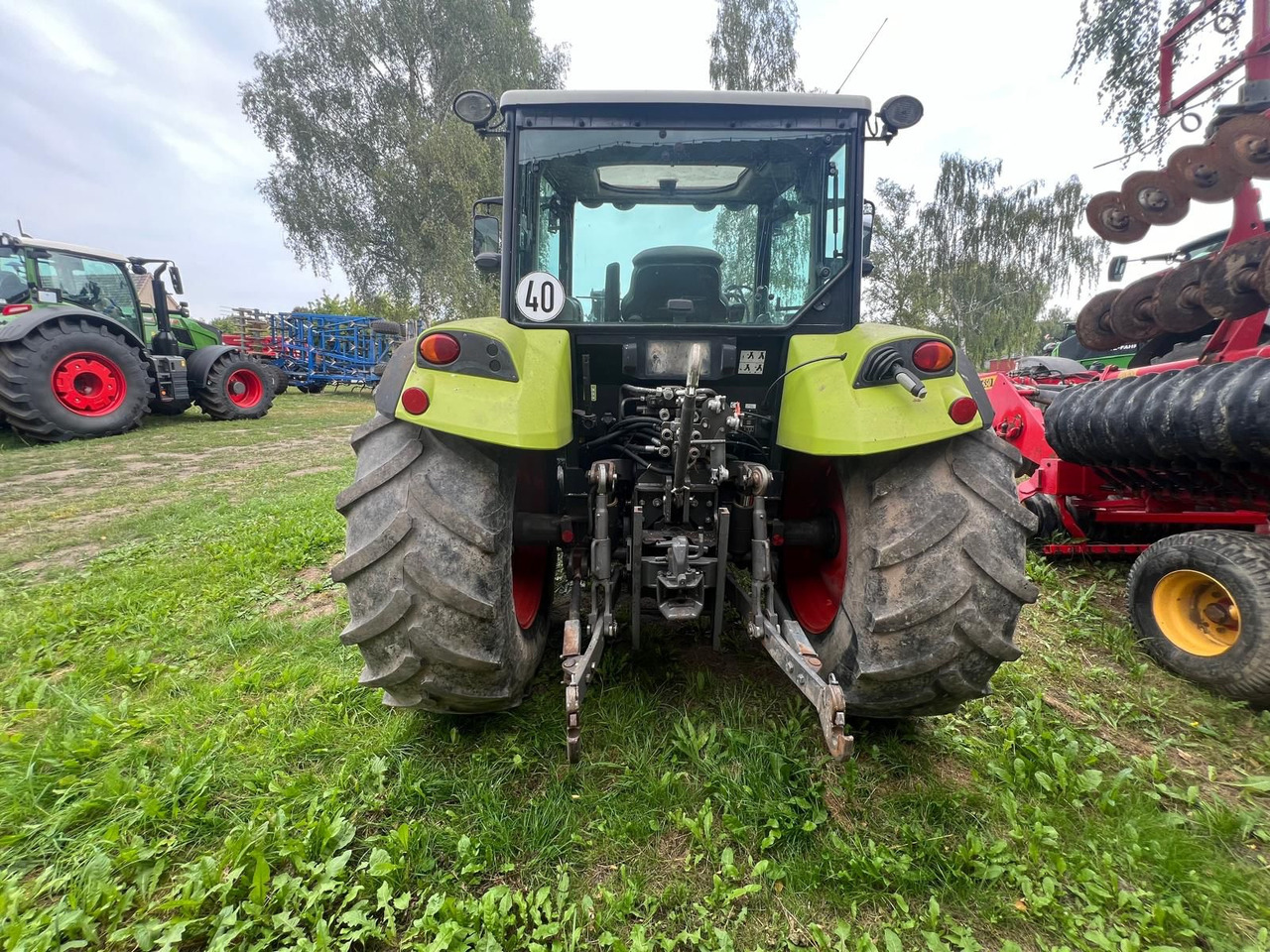 Trator Claas Axos 340: foto 9
