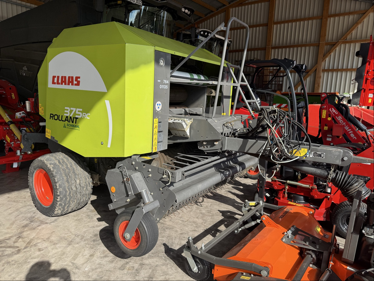 Claas Rollant 375 RC - Máquina para produção de feno: foto 1 Claas Rollant 375 RC - Máquina para produção de feno: foto 1