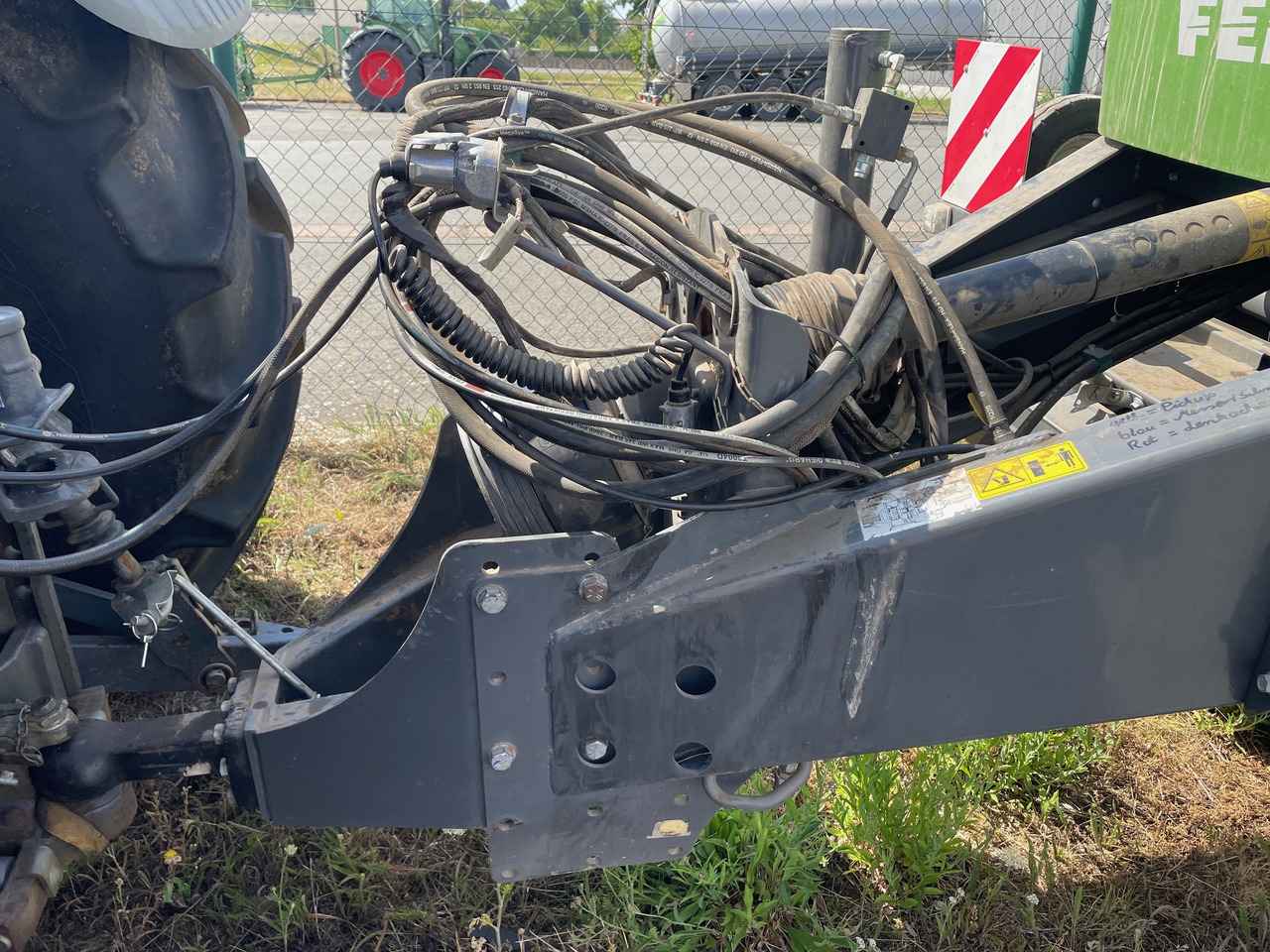 Fendt 1290 Quaderballenpresse - Enfardadeira de fardos quadrados: foto 2 Fendt 1290 Quaderballenpresse - Enfardadeira de fardos quadrados: foto 2