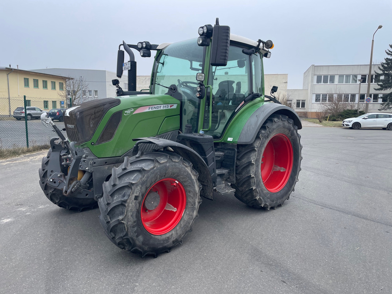 Fendt 313 Vario S4 ProfiPlus - Trator: foto 1 Fendt 313 Vario S4 ProfiPlus - Trator: foto 1