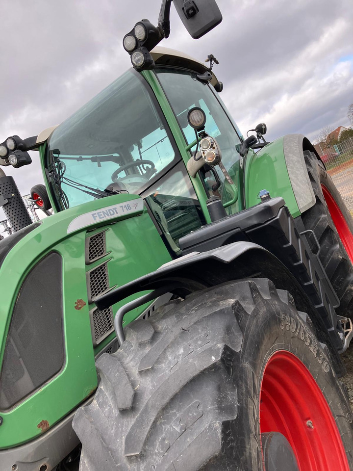 Fendt 718 Vario Profi - Trator: foto 3 Fendt 718 Vario Profi - Trator: foto 3