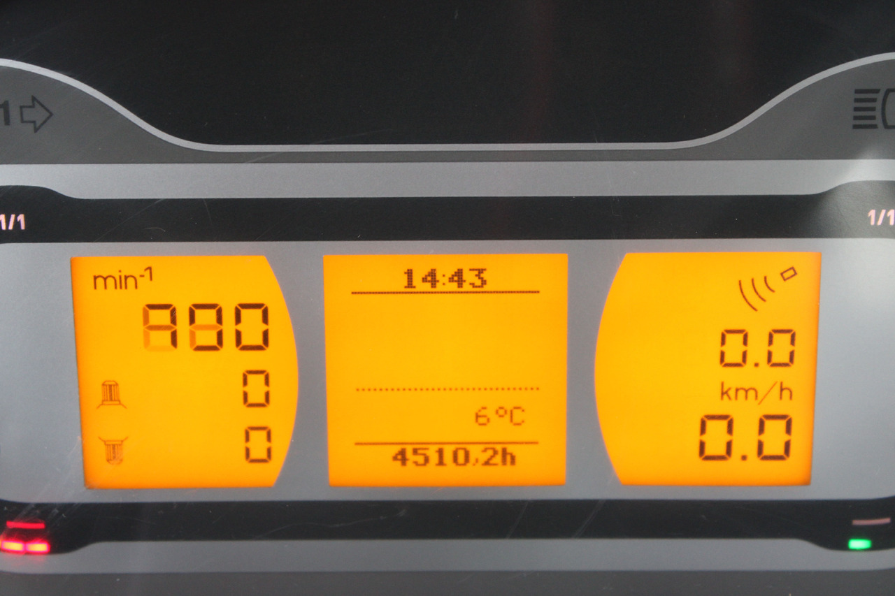 Fendt 718 Vario S4 ProfiPlus - Trator: foto 3 Fendt 718 Vario S4 ProfiPlus - Trator: foto 3