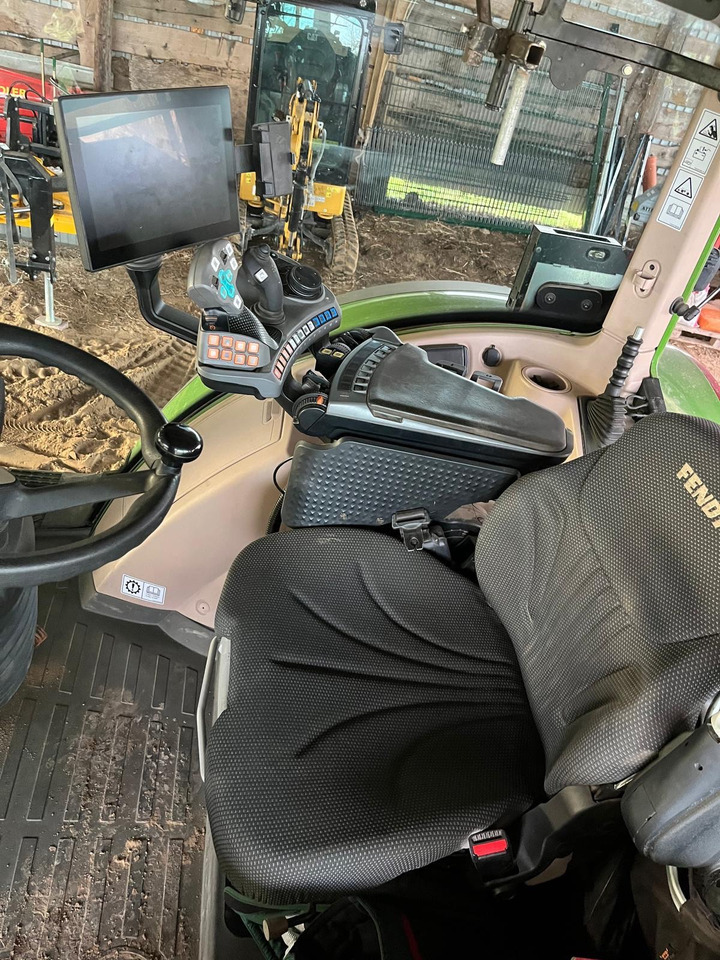 Fendt 720 Vario Gen6 PowerPlus - Trator: foto 4 Fendt 720 Vario Gen6 PowerPlus - Trator: foto 4