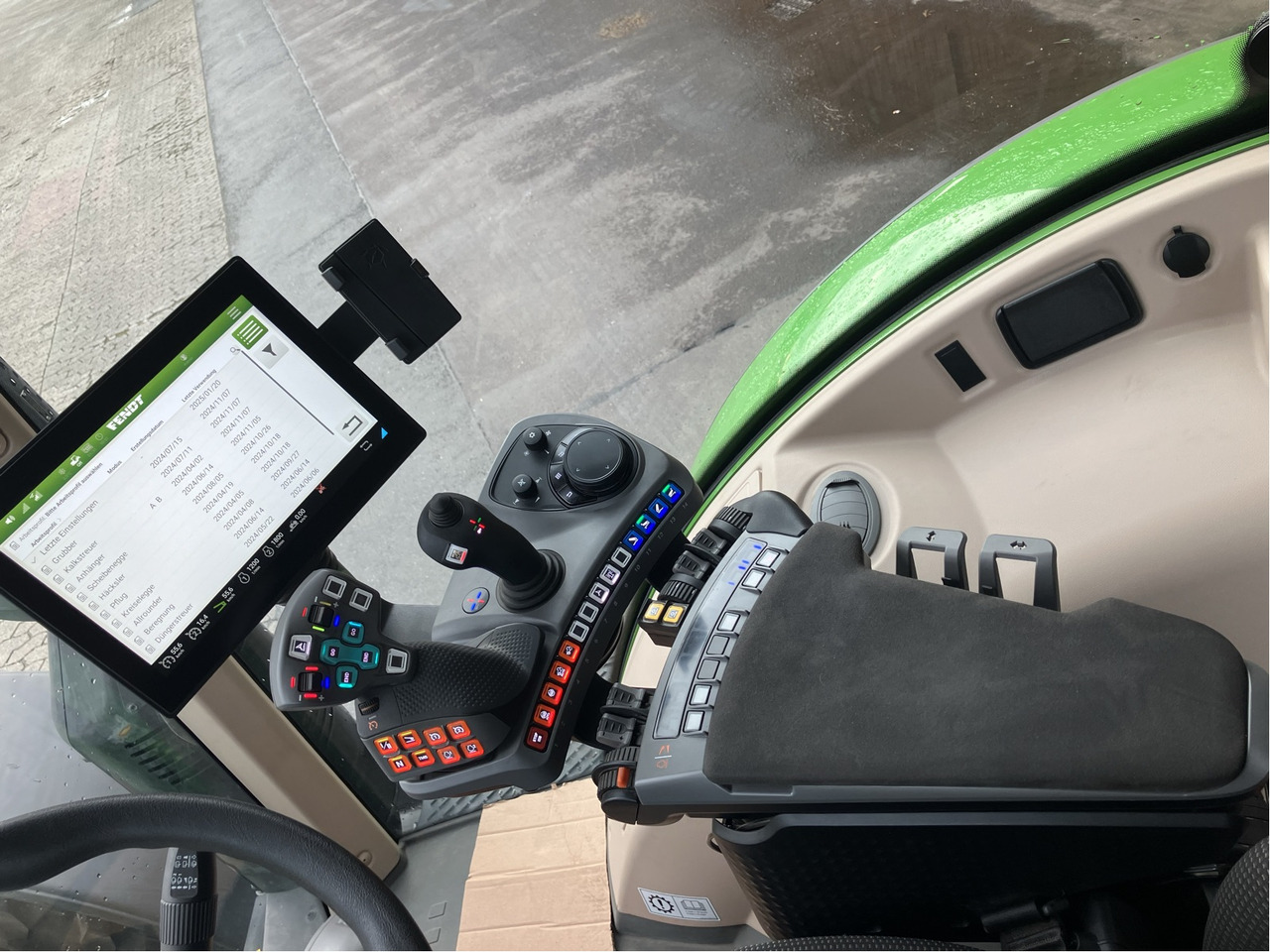 Fendt 724 Vario Gen6 Power Setting2 - Trator: foto 3 Fendt 724 Vario Gen6 Power Setting2 - Trator: foto 3