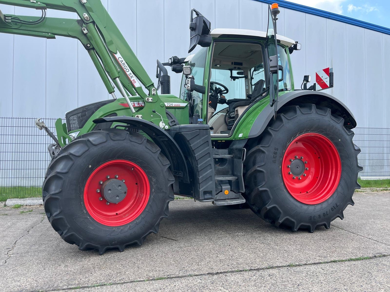 Fendt 724 Vario Gen6 ProfiPlus - Trator: foto 1 Fendt 724 Vario Gen6 ProfiPlus - Trator: foto 1