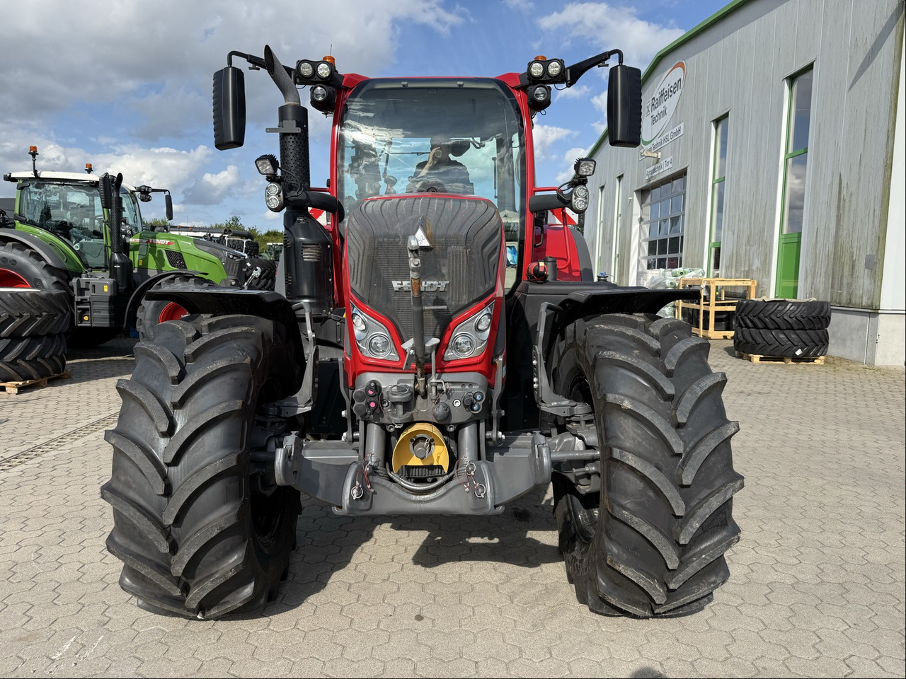 Fendt 724 Vario Gen6 ProfiPlus - Trator: foto 3 Fendt 724 Vario Gen6 ProfiPlus - Trator: foto 3