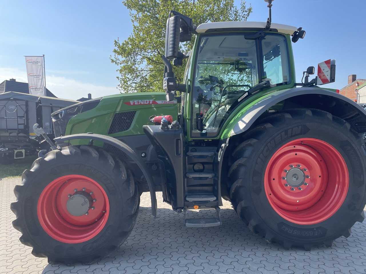 Fendt 728 Vario Gen7 Profi Setting2 - Trator: foto 1 Fendt 728 Vario Gen7 Profi Setting2 - Trator: foto 1